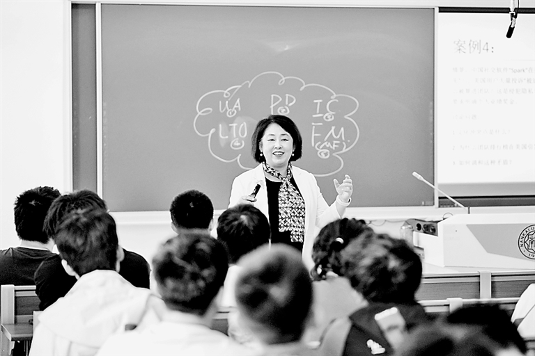 从单纯语言学习到“能力+工具” 大学英语课如何满足今日之需 从单纯语言学习到“能力+工具” 大学英语课如何满足今日之需