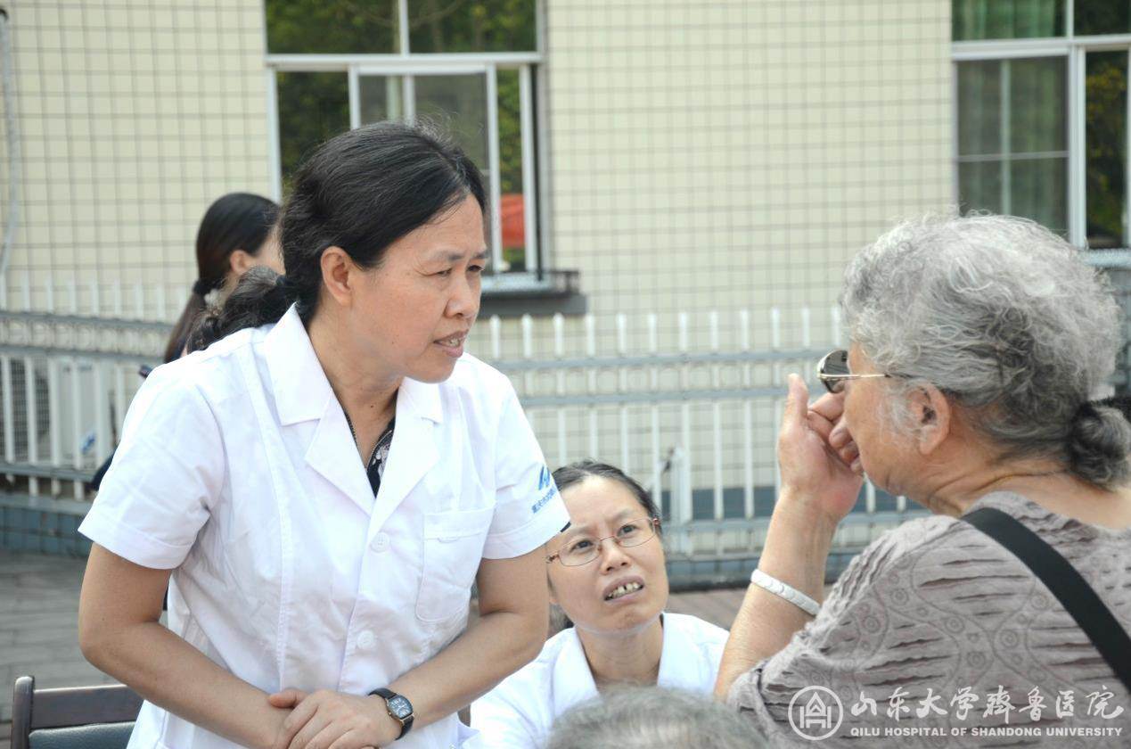 医院支医专家带队医疗下乡义诊 医院支医专家带队医疗下乡义诊