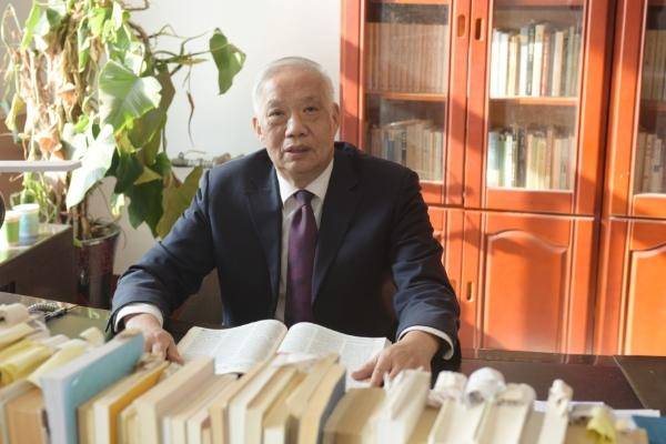 10名专家荣获山东省第十五届社会科学突出贡献奖 10名专家荣获山东省第十五届社会科学突出贡献奖
