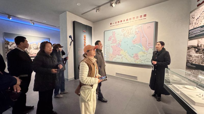 8bc0df131cf4238d534ede9a93a6ff9a.jpg 8bc0df131cf4238d534ede9a93a6ff9a.jpg