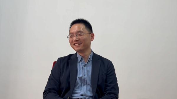 33岁,当博导两年,他说:“我不是一个聪明的小孩” 33岁,当博导两年,他说:“我不是一个聪明的小孩”
